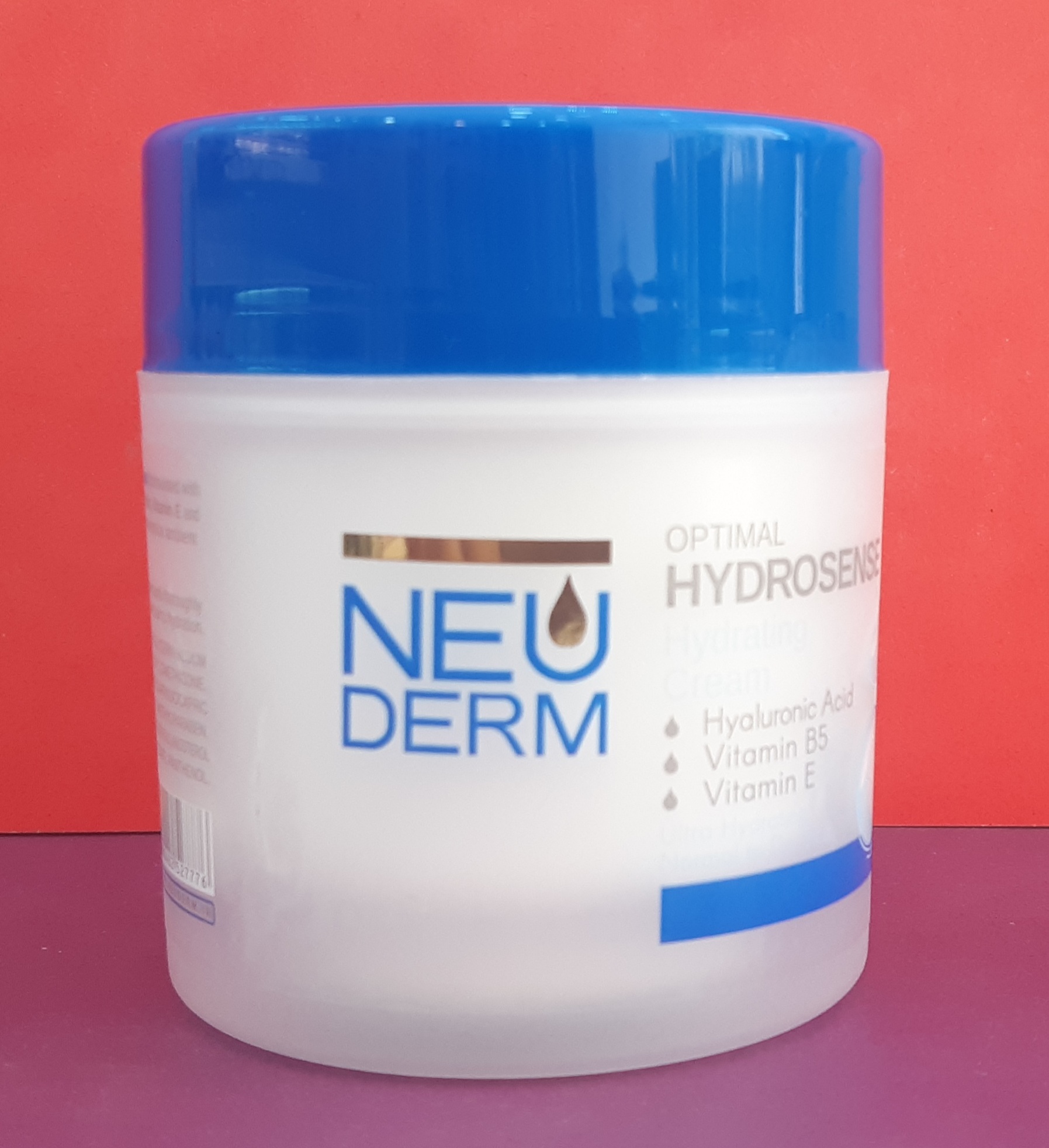 کرم مرطوب کننده و آبرسان کاسه ای نئودرم مدل Hydrosense