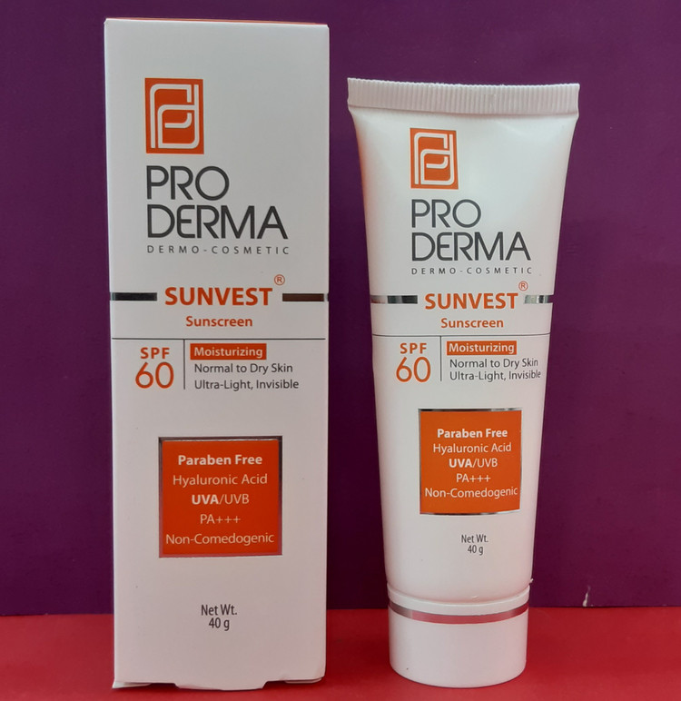 کرم ضد آفتاب بی رنگ پرودرما با SPF60 مناسب پوست معمولی و خشک حجم 40 میلی لیتر