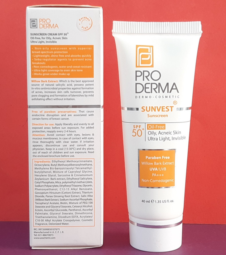 کرم ضد آفتاب بی رنگ پرودرما با SPF50 مناسب پوست چرب و جوش دار حجم 40 میل